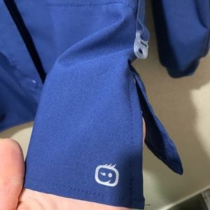 Wonder wink scrub jacket navy blue size small